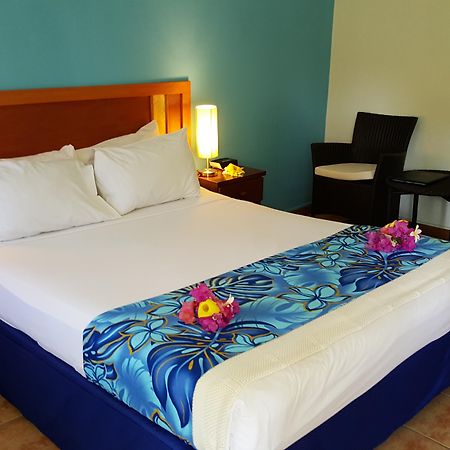Hexagon International Hotel, Villas & Spa Nadi Exterior foto