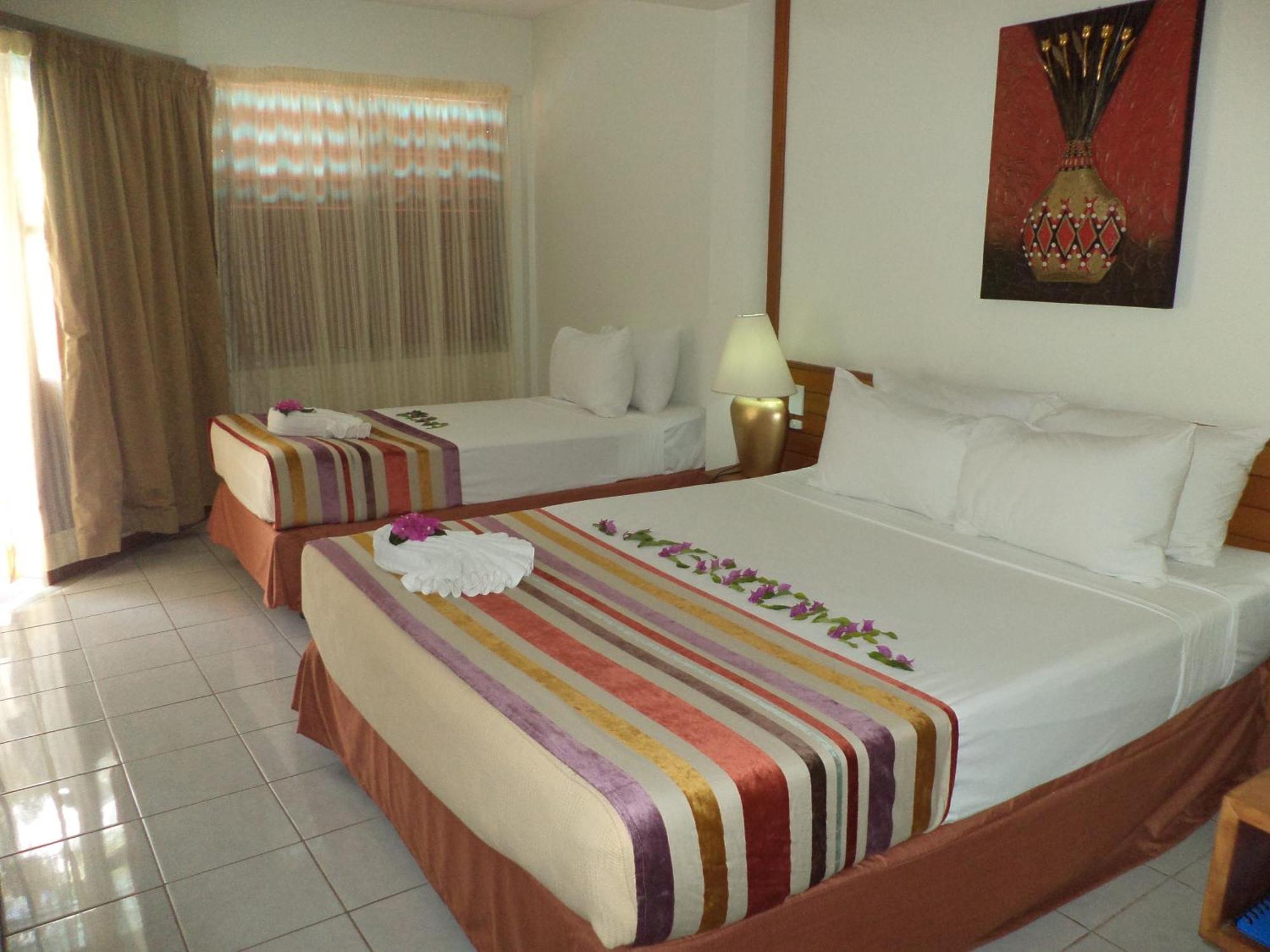 Hexagon International Hotel, Villas & Spa Nadi Exterior foto