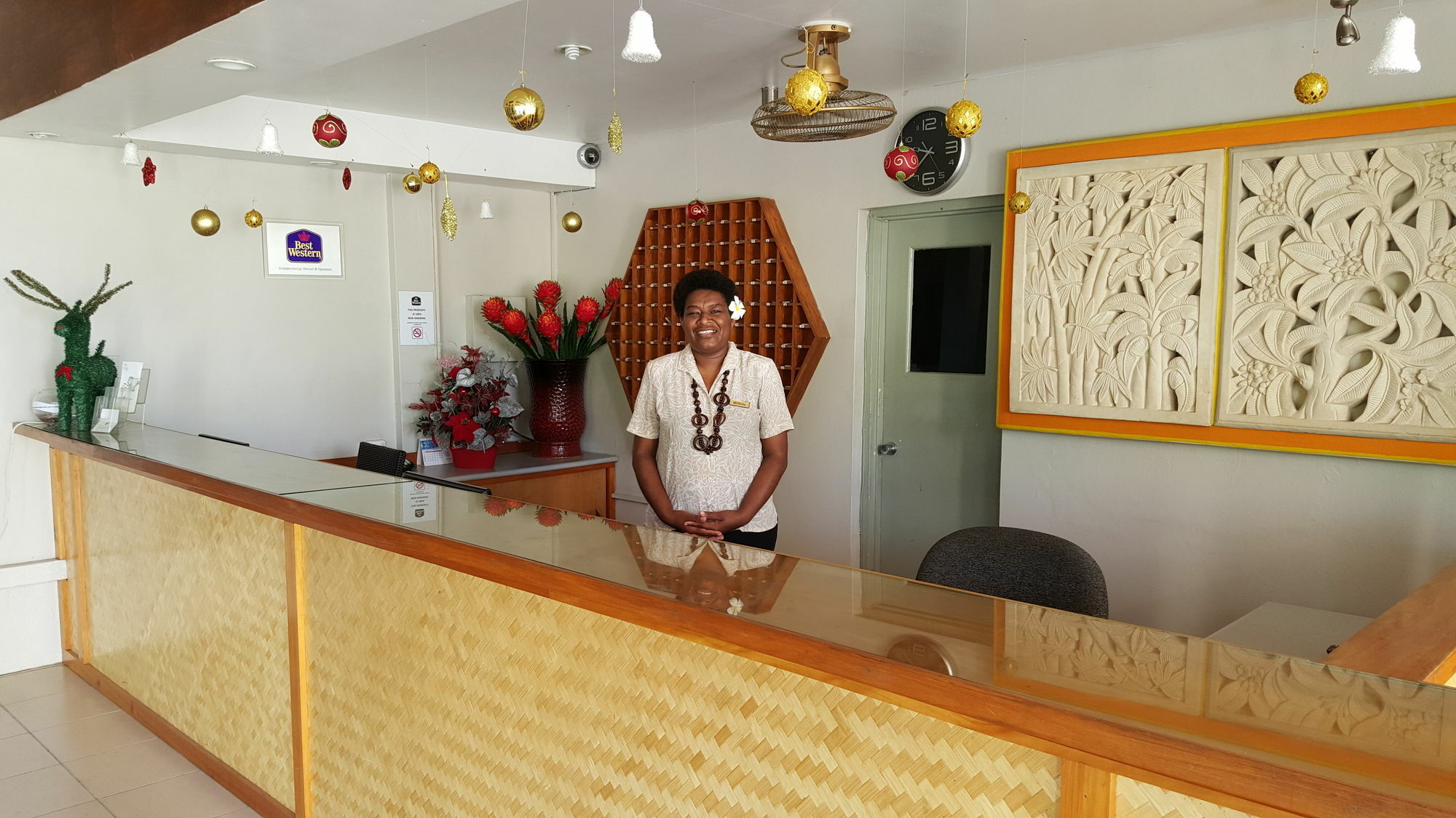 Hexagon International Hotel, Villas & Spa Nadi Exterior foto